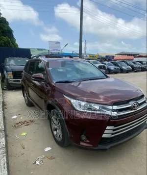 Toyota Highlander 2015 Burgundy