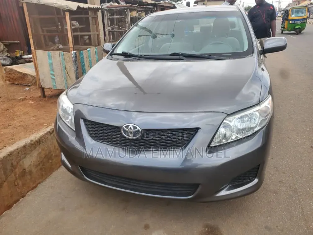 Toyota Corolla 2008 Gray