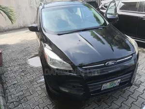 Ford Escape Titanium 4dr SUV (1.6L 4cyl Turbo 6A) 2015 Black