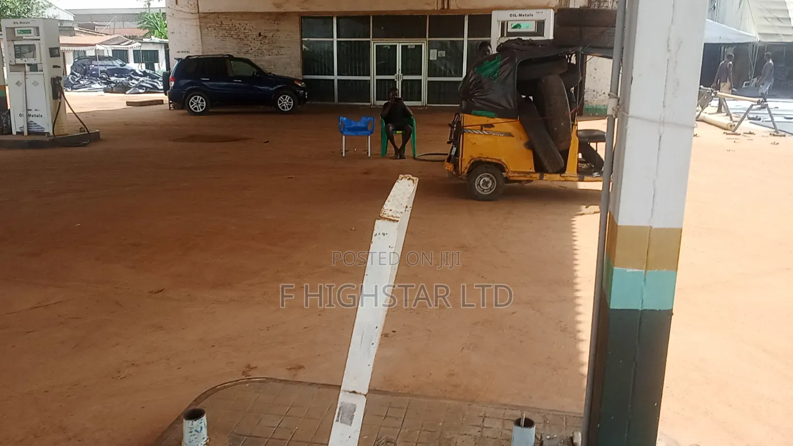 Avemco Filling Station