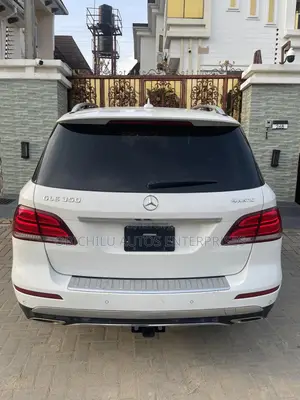 Mercedes-Benz GLE-Class GLE 350d 4MATIC 2016 White