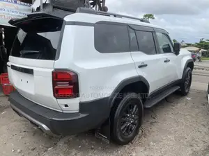 Toyota Land Cruiser 76 Series 2024 White