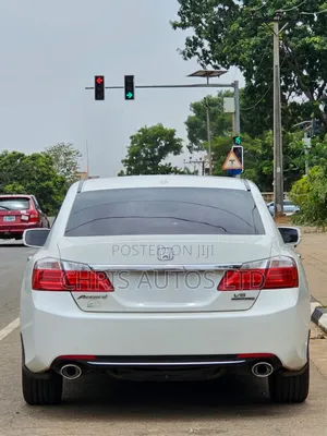 Honda Accord Touring V-6 4dr Sedan (3.5L 6cyl 6A) 2014 White