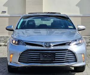 Toyota Avalon Limited 4dr Sedan (3.5L 6cyl 6A) 2014 Silver