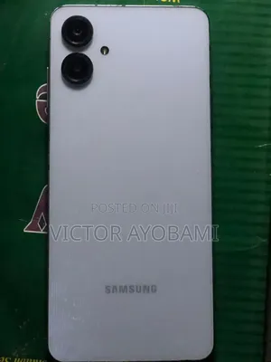 Samsung Galaxy A06 128 GB Blue