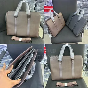 Quality Designer Briefcase | Spacious Multi-Compartment With Inner Zip