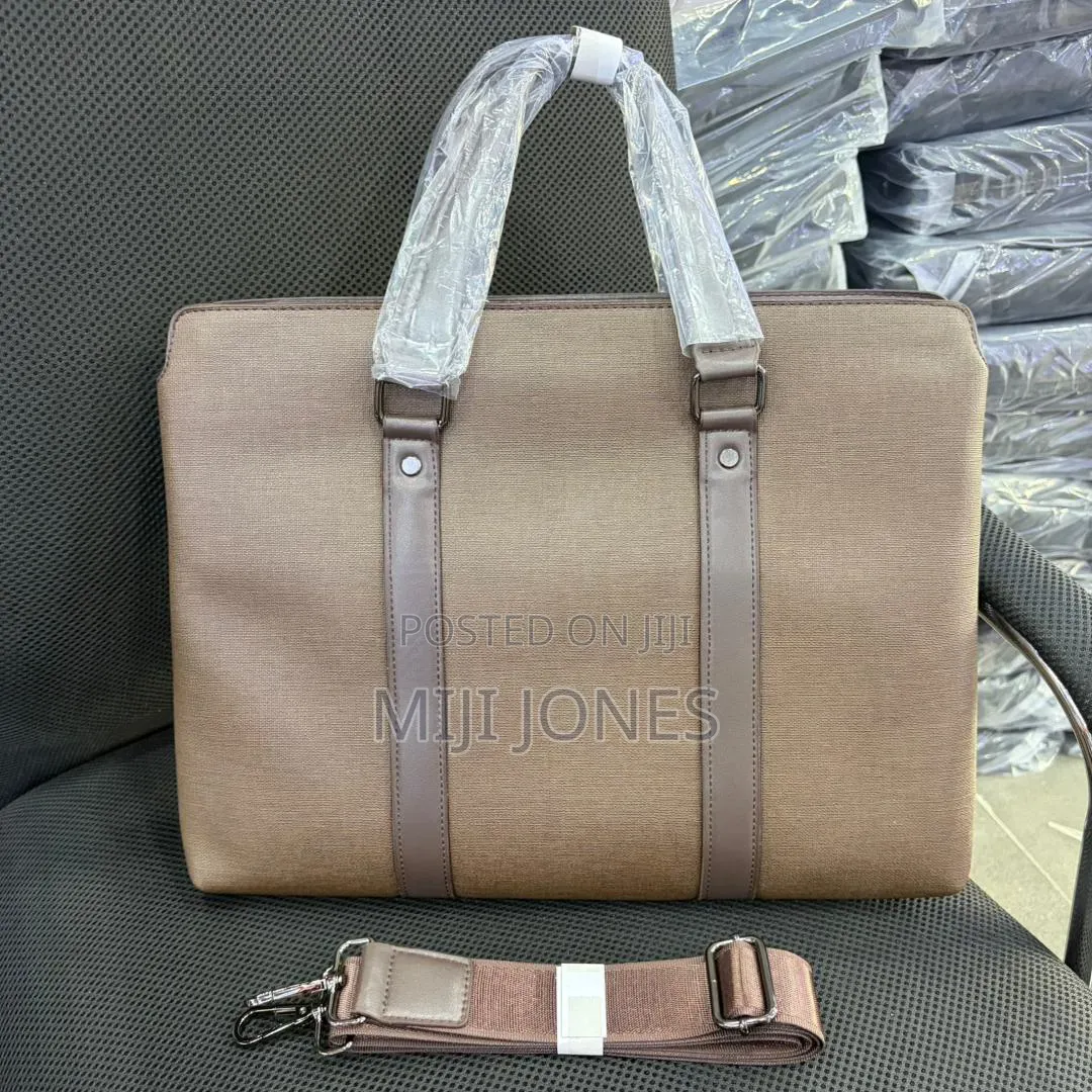 Quality Designer Briefcase | Spacious Multi-Compartment With Inner Zip