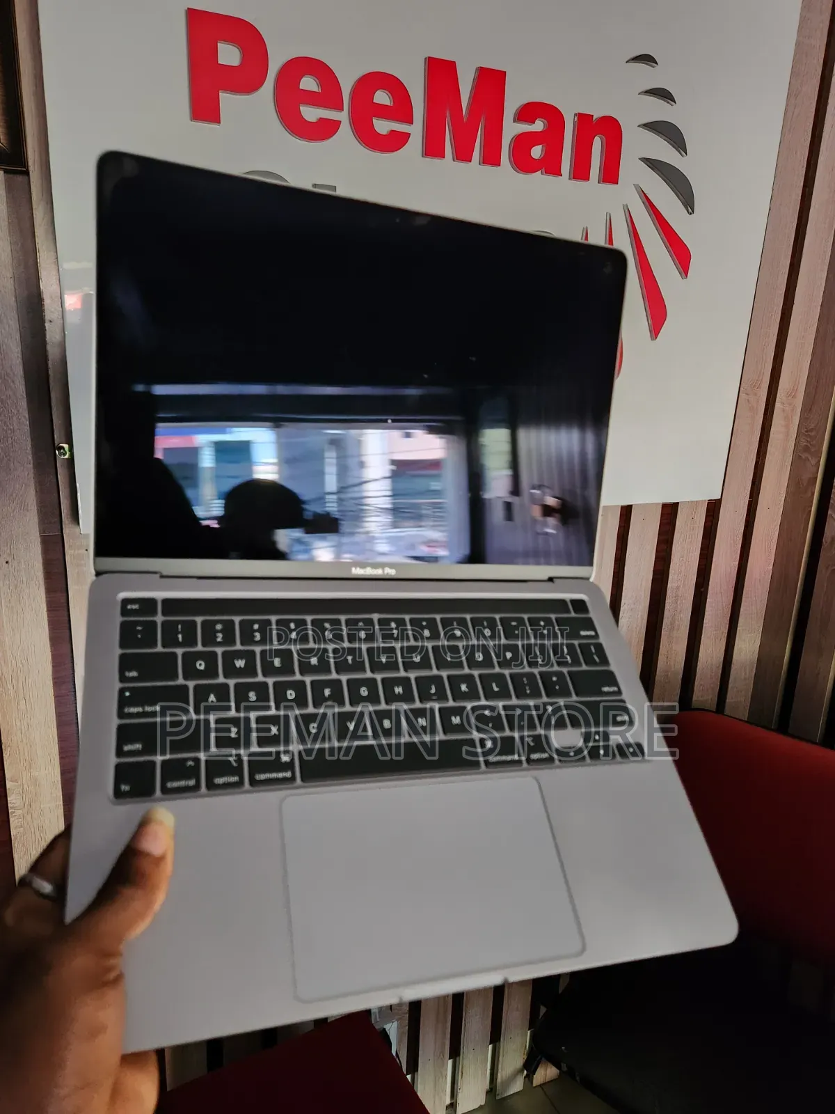 Laptop Apple MacBook Pro 2020 16GB Intel Core i5 SSD 512GB