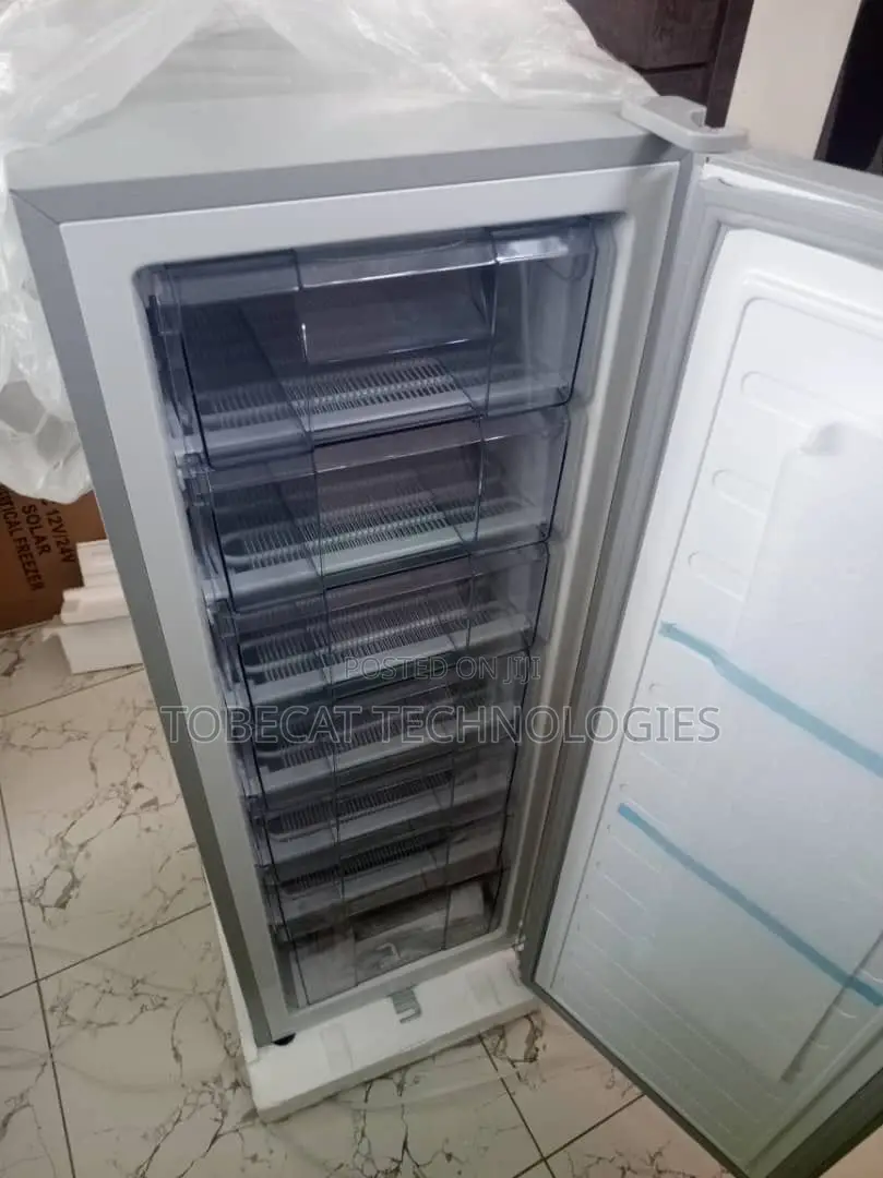 Solar Ice Block Maker