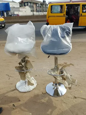 Love Shap Bar Stool