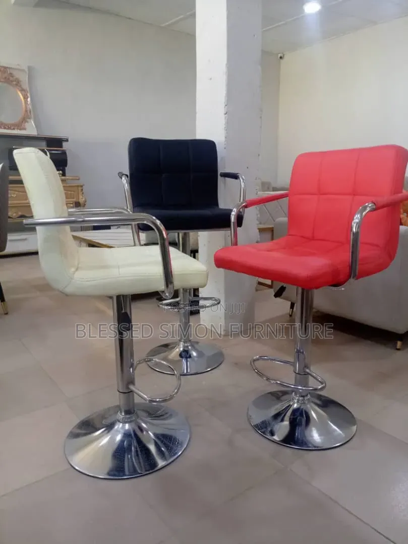 Love Shap Bar Stool