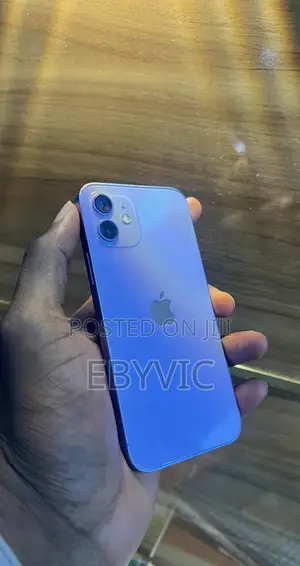 Apple iPhone 12 64 GB