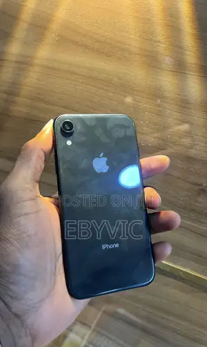 Apple iPhone XR 64 GB Black