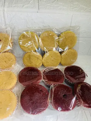 Pack of 6 Plain Cupcakes