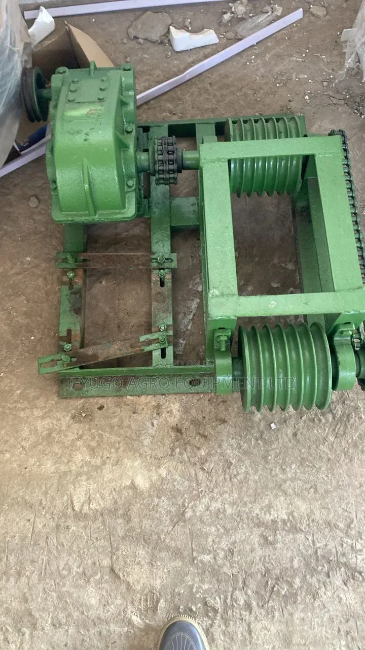 Manure Scrapper Machine