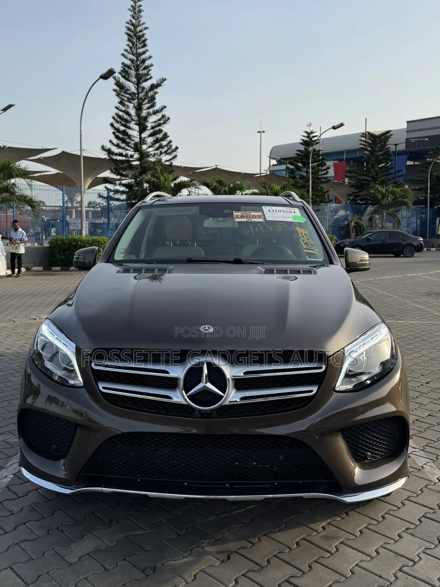 Mercedes-Benz GLE-Class GLE 350 2018 Brown