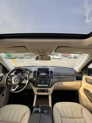 Mercedes-Benz GLE-Class GLE 350 2018 Brown