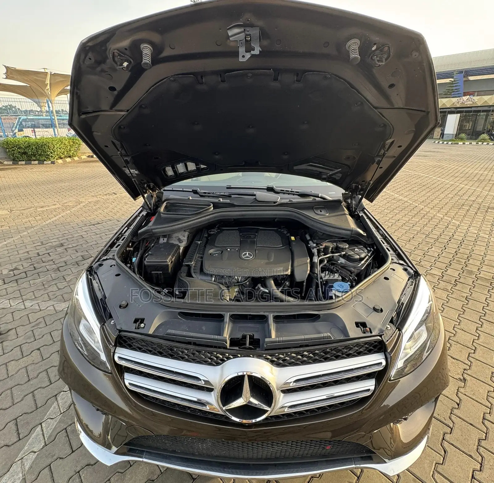 Mercedes-Benz GLE-Class GLE 350 2018 Brown