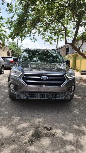 Ford Escape S FWD 2017 Gray
