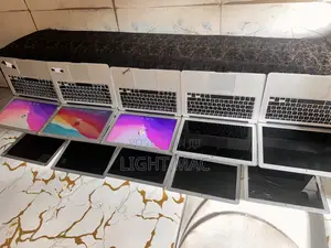 Laptop Apple MacBook Air 2017 8GB Intel Core i5 SSD 128GB