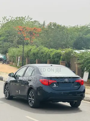 Toyota Corolla XSE 4dr Sedan (1.8L 4cyl CVT) 2017 Blue