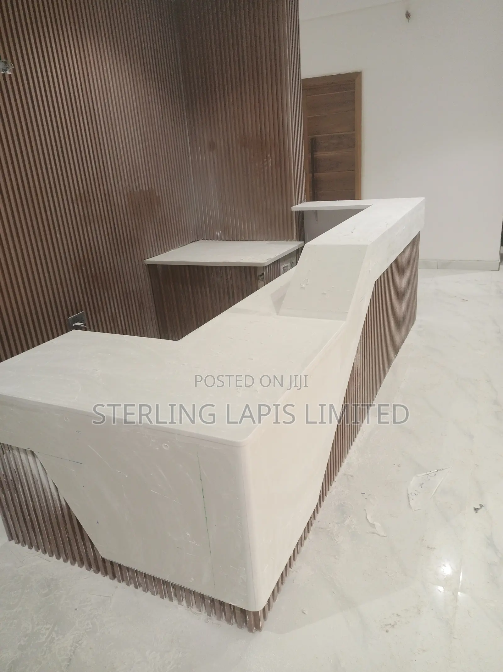 White Marble Quartz Slab