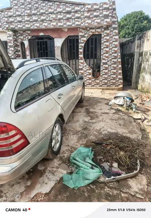 Mercedes-Benz C180 2002 Gray