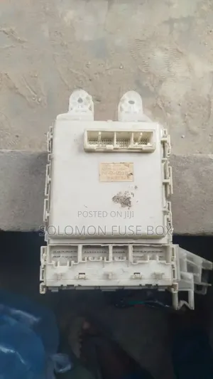 Toyota Yaris Fuse Box 2010
