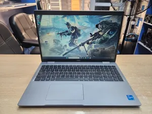 Laptop Dell Latitude 5520 8GB Intel Core i5 SSD 256GB