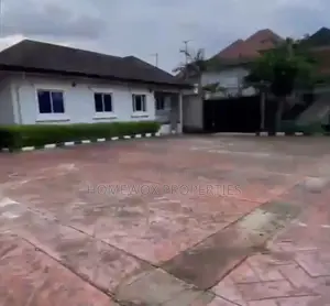 6bdrm Duplex in Obio-Akpor for sale