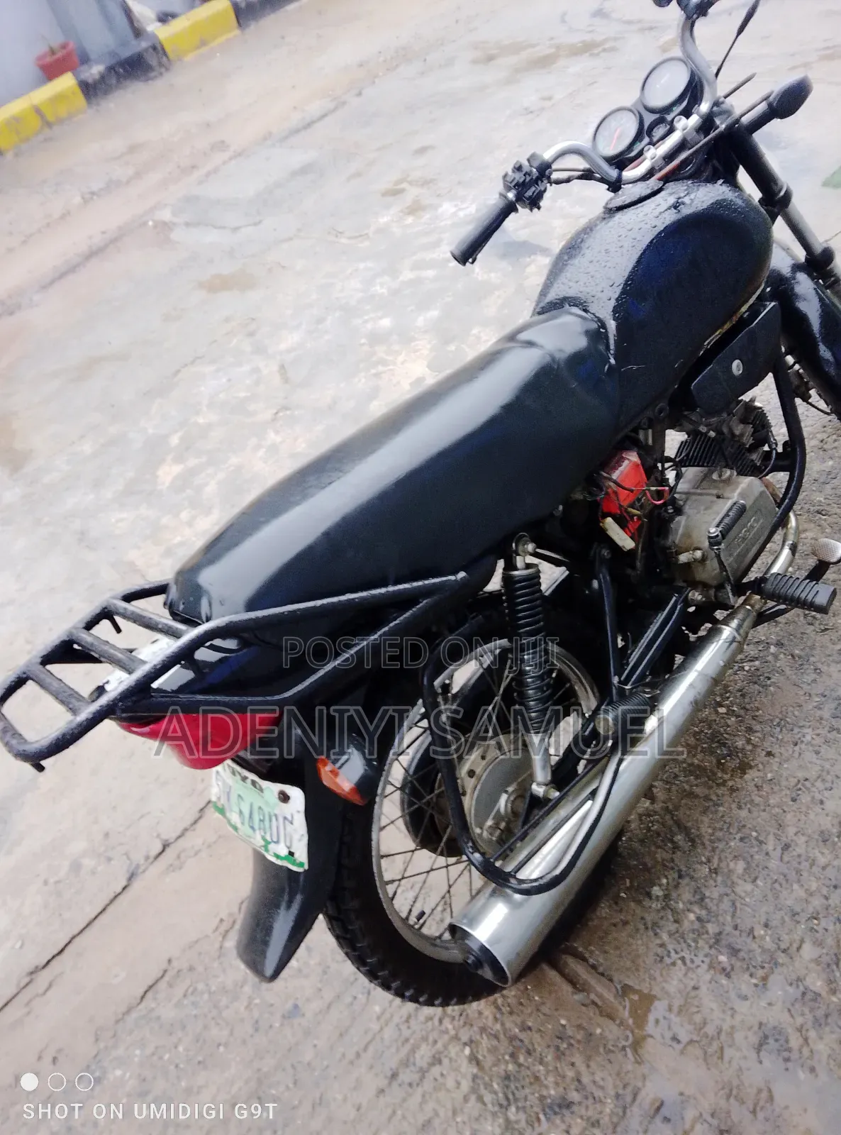 Hero 2022 Black