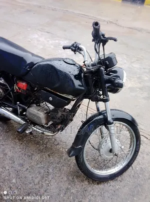 Hero 2022 Black