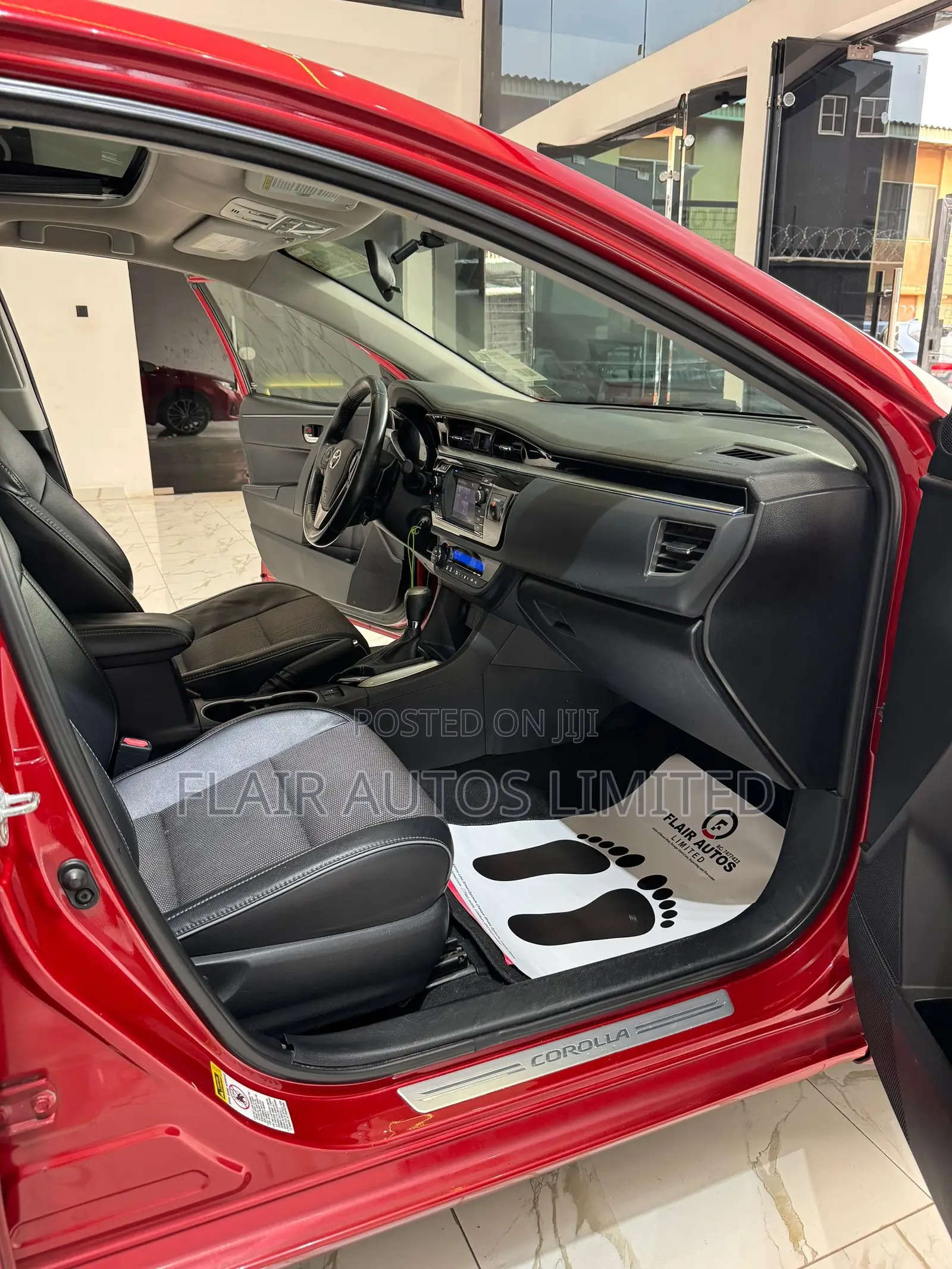Toyota Corolla 2015 Red