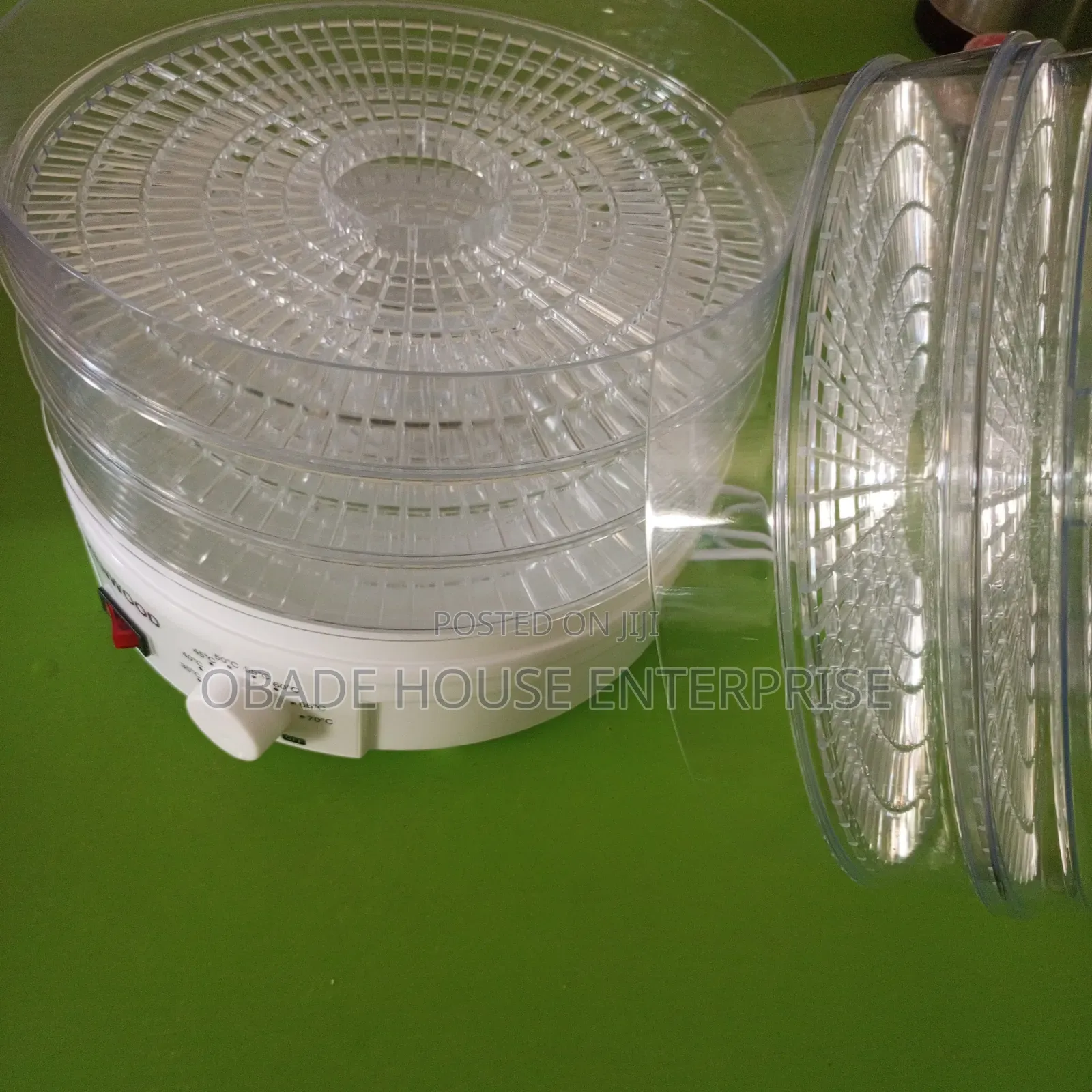 Dehydrator
