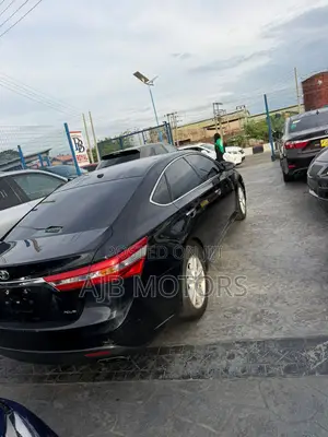Toyota Avalon XLE Premium 4dr Sedan (3.5L 6cyl 6A) 2015 Black