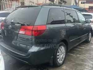 Toyota Sienna LE AWD 2006 Green