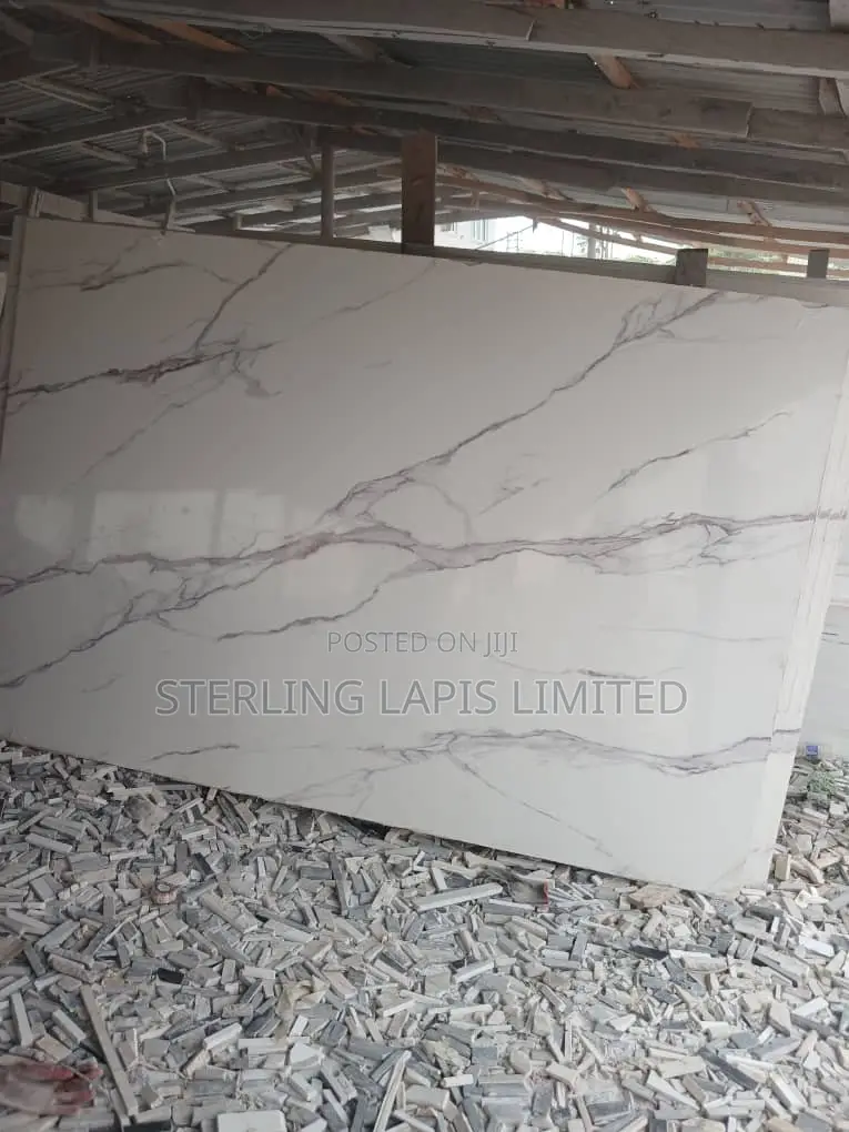 White Patterned Marble Quartz Slab
