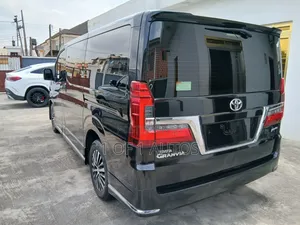 Toyota Granvia 2019 Black