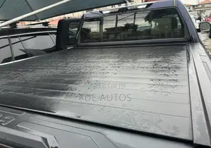 Toyota Tundra Platinum 2022 Blue