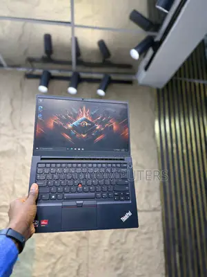 Laptop Lenovo ThinkPad E14 Gen 3 8GB AMD Ryzen 5 SSD 256GB