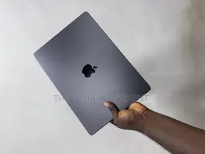Apple MacBook Pro 2023 M3 Pro 14-inch 18GB Apple M3 Pro SSD 512GB