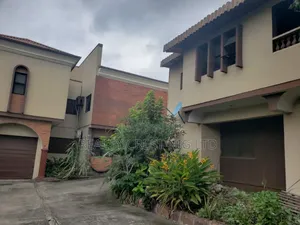 11bdrm Duplex in Allen Avenue for sale