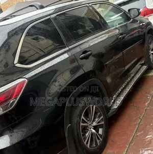 Toyota Highlander Limited Platinum V6 4x4 (3.5L 6cyl 6A) 2016 Black