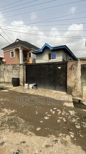 4bdrm Duplex in Off Ramat Ogudu for sale
