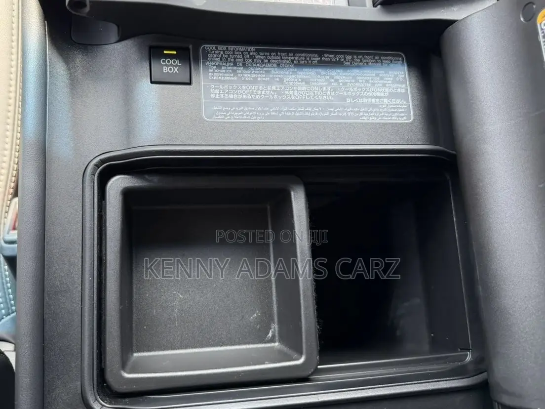 Lexus LX 600 2023 Silver