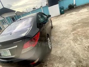 Hyundai Accent GLS 2012 Black