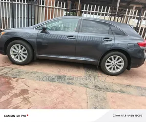 Toyota Venza LE 2012 Gray