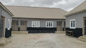 1bdrm Room & Parlour in Karu for rent