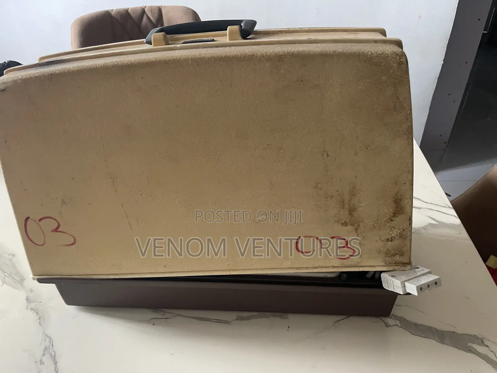 Privilege White Sewing Machine