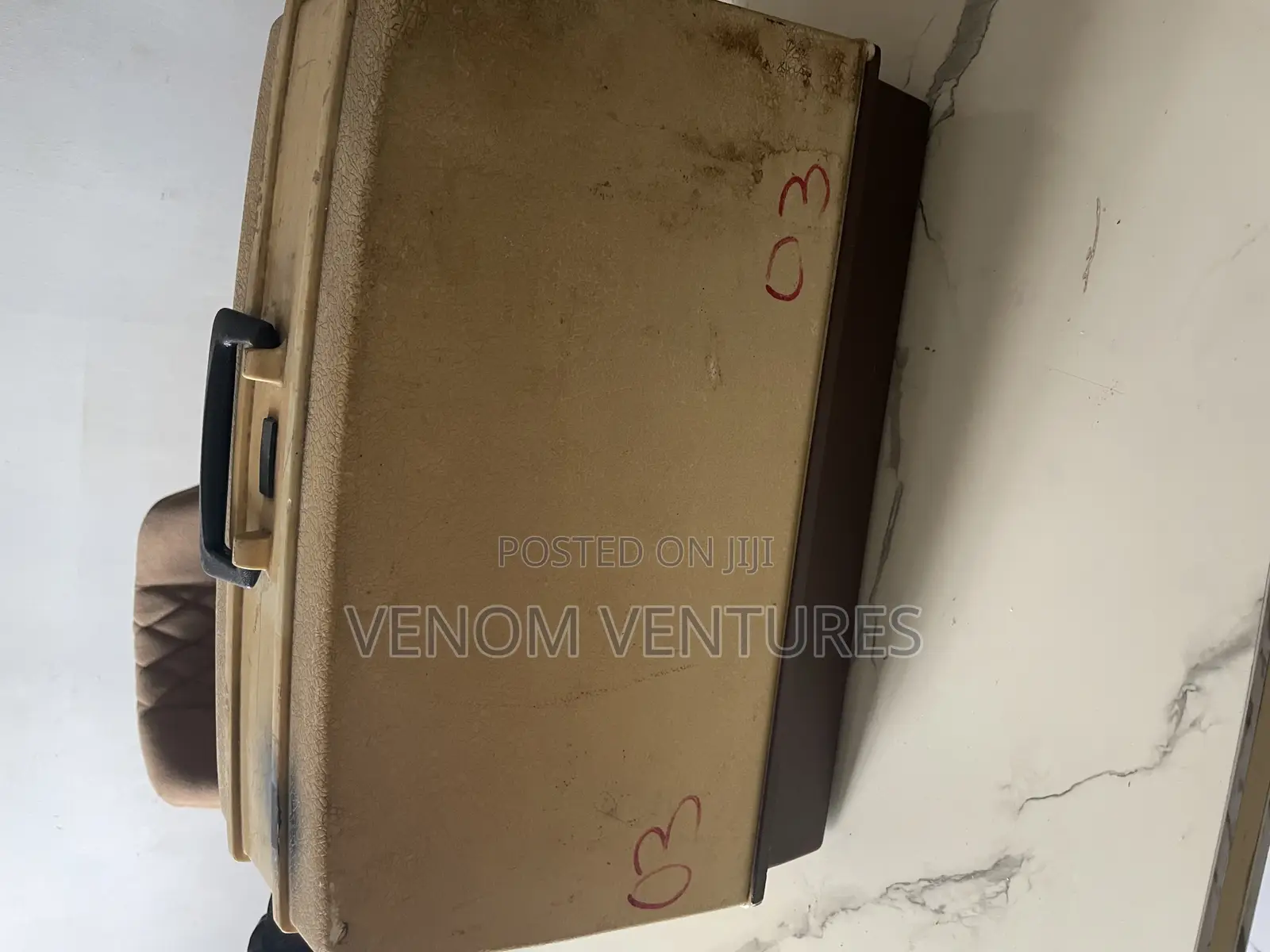 Privilege White Sewing Machine